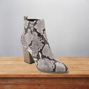 Marc Fisher Alva Booties Oxford2 Snake Pri…